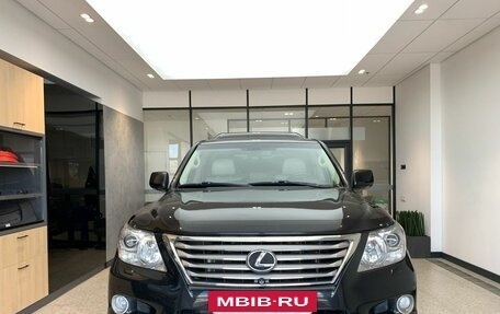 Toyota Land Cruiser 200, 2016 год, 6 300 000 рублей, 2 фотография