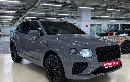 Bentley Bentayga I, 2022 год, 19 200 000 рублей, 2 фотография
