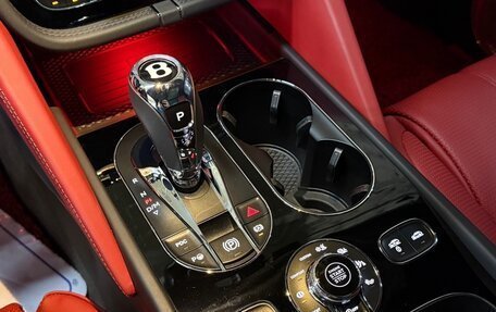 Bentley Bentayga I, 2022 год, 19 200 000 рублей, 12 фотография
