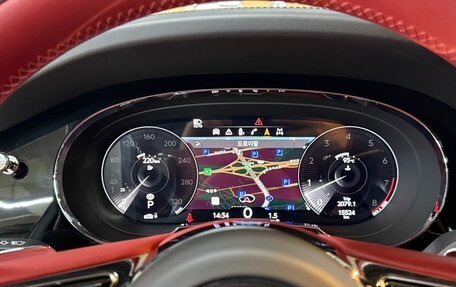 Bentley Bentayga I, 2022 год, 19 200 000 рублей, 10 фотография