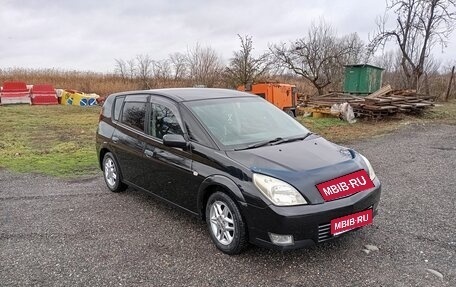 Toyota Opa I рестайлинг, 2001 год, 670 000 рублей, 1 фотография