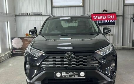 Toyota RAV4, 2020 год, 3 600 000 рублей, 4 фотография