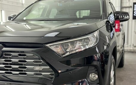 Toyota RAV4, 2020 год, 3 600 000 рублей, 3 фотография