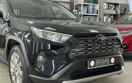 Toyota RAV4, 2020 год, 3 600 000 рублей, 10 фотография