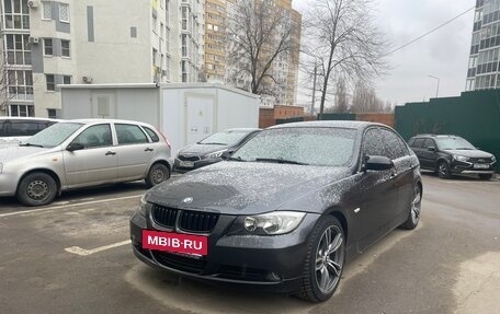 BMW 3 серия, 2006 год, 950 000 рублей, 4 фотография