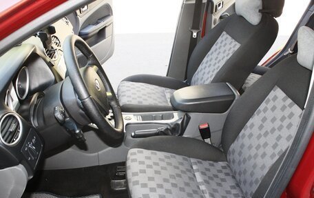 Ford Focus II рестайлинг, 2009 год, 695 000 рублей, 20 фотография