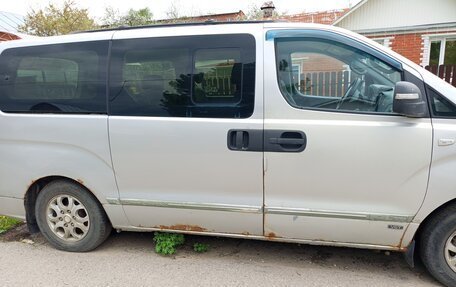 Hyundai Grand Starex Grand Starex I рестайлинг 2, 2008 год, 750 000 рублей, 4 фотография
