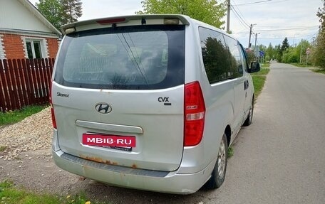 Hyundai Grand Starex Grand Starex I рестайлинг 2, 2008 год, 750 000 рублей, 3 фотография