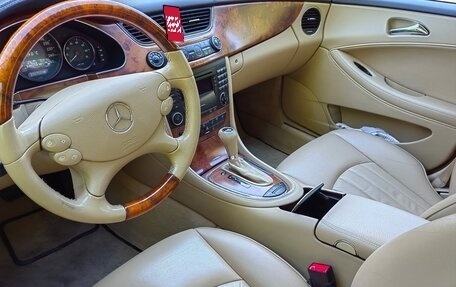 Mercedes-Benz CLS, 2004 год, 1 150 000 рублей, 7 фотография