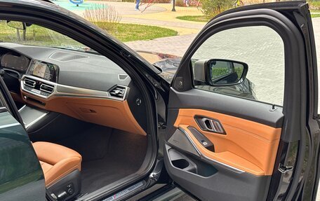 BMW 3 серия, 2021 год, 7 400 000 рублей, 17 фотография