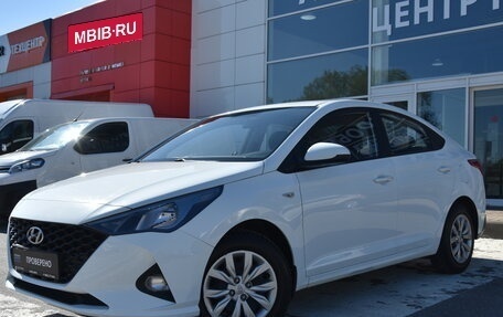 Hyundai Solaris II рестайлинг, 2021 год, 1 700 000 рублей, 3 фотография