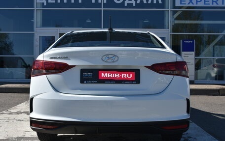 Hyundai Solaris II рестайлинг, 2021 год, 1 700 000 рублей, 6 фотография