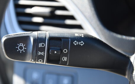 Hyundai Solaris II рестайлинг, 2021 год, 1 700 000 рублей, 25 фотография