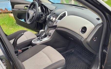 Chevrolet Cruze II, 2014 год, 870 000 рублей, 6 фотография