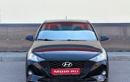Hyundai Solaris II рестайлинг, 2021 год, 1 290 000 рублей, 2 фотография