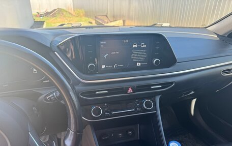Hyundai Sonata VIII, 2019 год, 2 200 000 рублей, 14 фотография