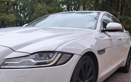 Jaguar XF II, 2017 год, 2 220 000 рублей, 6 фотография