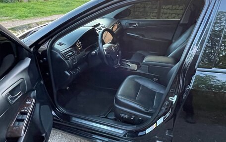 Toyota Camry, 2016 год, 2 300 000 рублей, 8 фотография
