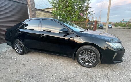 Toyota Camry, 2016 год, 2 300 000 рублей, 4 фотография