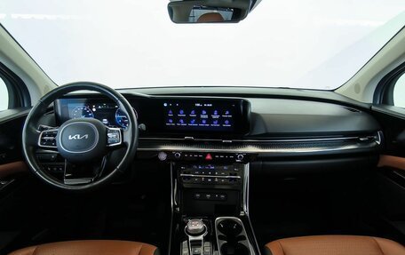 KIA Carnival, 2022 год, 4 500 000 рублей, 5 фотография