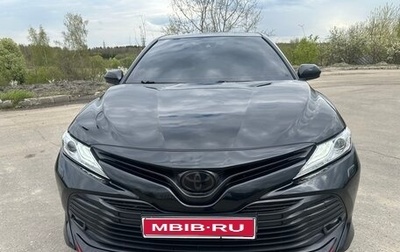 Toyota Camry, 2020 год, 3 000 000 рублей, 1 фотография