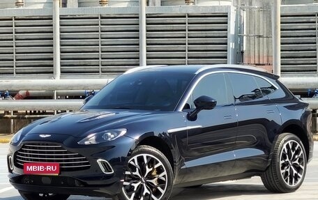Aston Martin DBX I, 2022 год, 15 455 000 рублей, 2 фотография