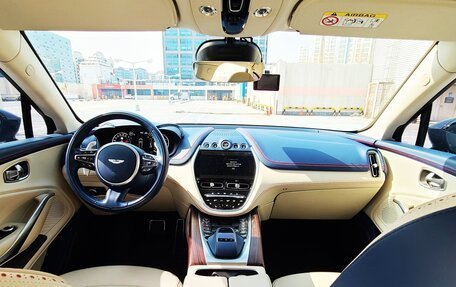 Aston Martin DBX I, 2022 год, 15 455 000 рублей, 11 фотография