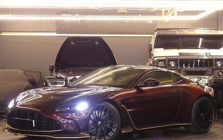 Aston Martin V12 Vantage, 2022 год, 30 730 000 рублей, 3 фотография