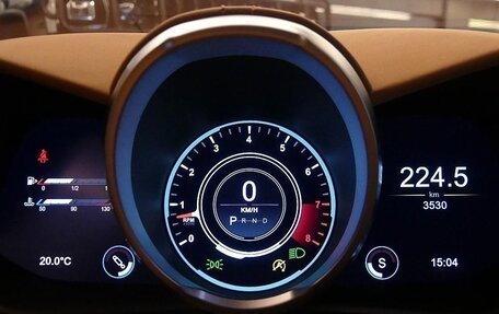 Aston Martin V12 Vantage, 2022 год, 30 730 000 рублей, 7 фотография