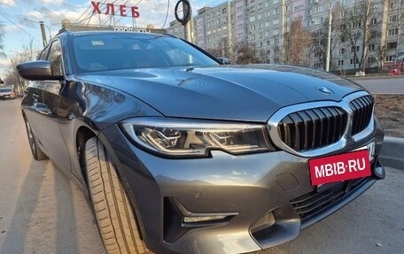 BMW 3 серия, 2019 год, 2 650 000 рублей, 11 фотография