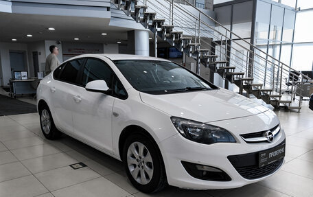 Opel Astra J, 2013 год, 850 000 рублей, 3 фотография