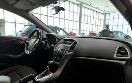 Opel Astra J, 2013 год, 850 000 рублей, 13 фотография