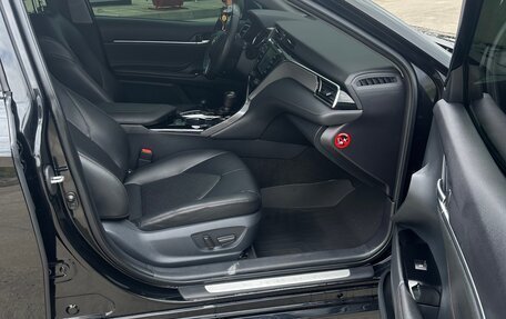 Toyota Camry, 2020 год, 3 000 000 рублей, 15 фотография