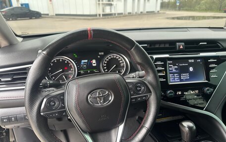 Toyota Camry, 2020 год, 3 000 000 рублей, 21 фотография