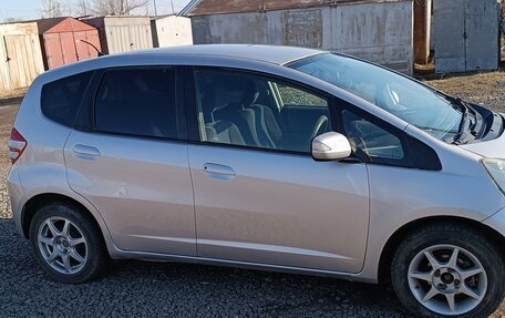 Honda Fit III, 2009 год, 450 000 рублей, 4 фотография