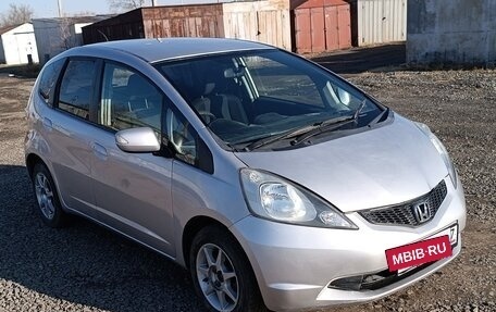 Honda Fit III, 2009 год, 450 000 рублей, 3 фотография
