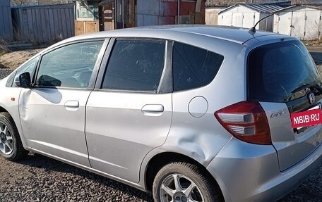 Honda Fit III, 2009 год, 450 000 рублей, 8 фотография