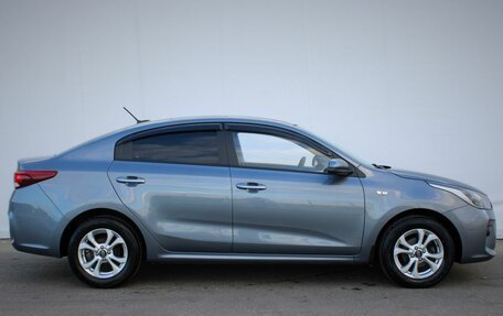 KIA Rio IV, 2019 год, 1 370 000 рублей, 4 фотография