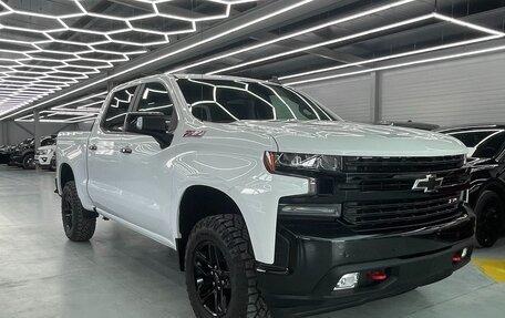 Chevrolet Silverado, 2021 год, 6 950 000 рублей, 2 фотография