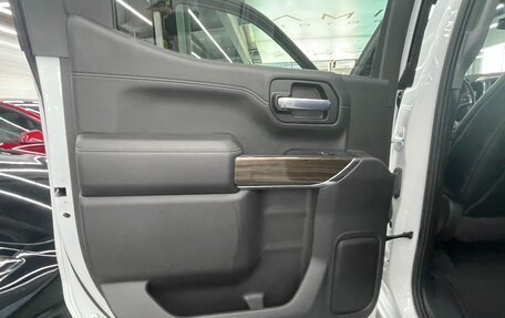 Chevrolet Silverado, 2021 год, 6 950 000 рублей, 18 фотография