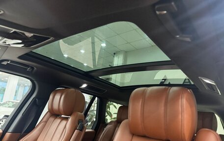 Land Rover Range Rover IV рестайлинг, 2013 год, 2 998 000 рублей, 16 фотография