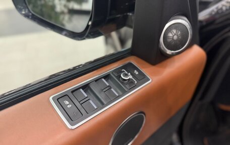 Land Rover Range Rover IV рестайлинг, 2013 год, 2 998 000 рублей, 18 фотография