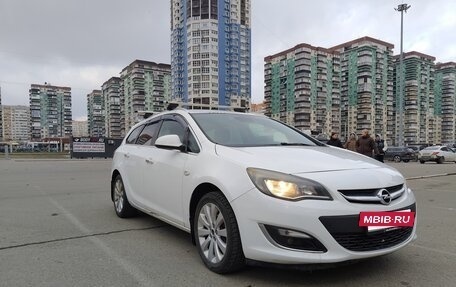 Opel Astra J, 2013 год, 1 125 000 рублей, 3 фотография