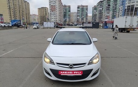 Opel Astra J, 2013 год, 1 125 000 рублей, 2 фотография