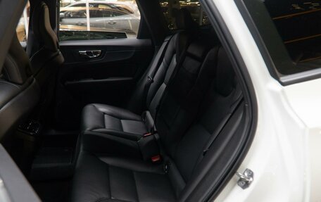 Volvo XC60 II, 2018 год, 3 250 000 рублей, 9 фотография