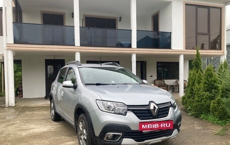Renault Sandero II рестайлинг, 2021 год, 1 470 000 рублей, 2 фотография