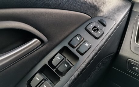 Hyundai ix35 I рестайлинг, 2013 год, 1 298 000 рублей, 13 фотография