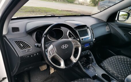 Hyundai ix35 I рестайлинг, 2013 год, 1 298 000 рублей, 11 фотография