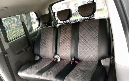 Hyundai H-1 II рестайлинг, 2011 год, 1 600 000 рублей, 7 фотография