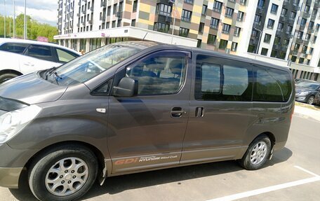 Hyundai H-1 II рестайлинг, 2011 год, 1 600 000 рублей, 12 фотография
